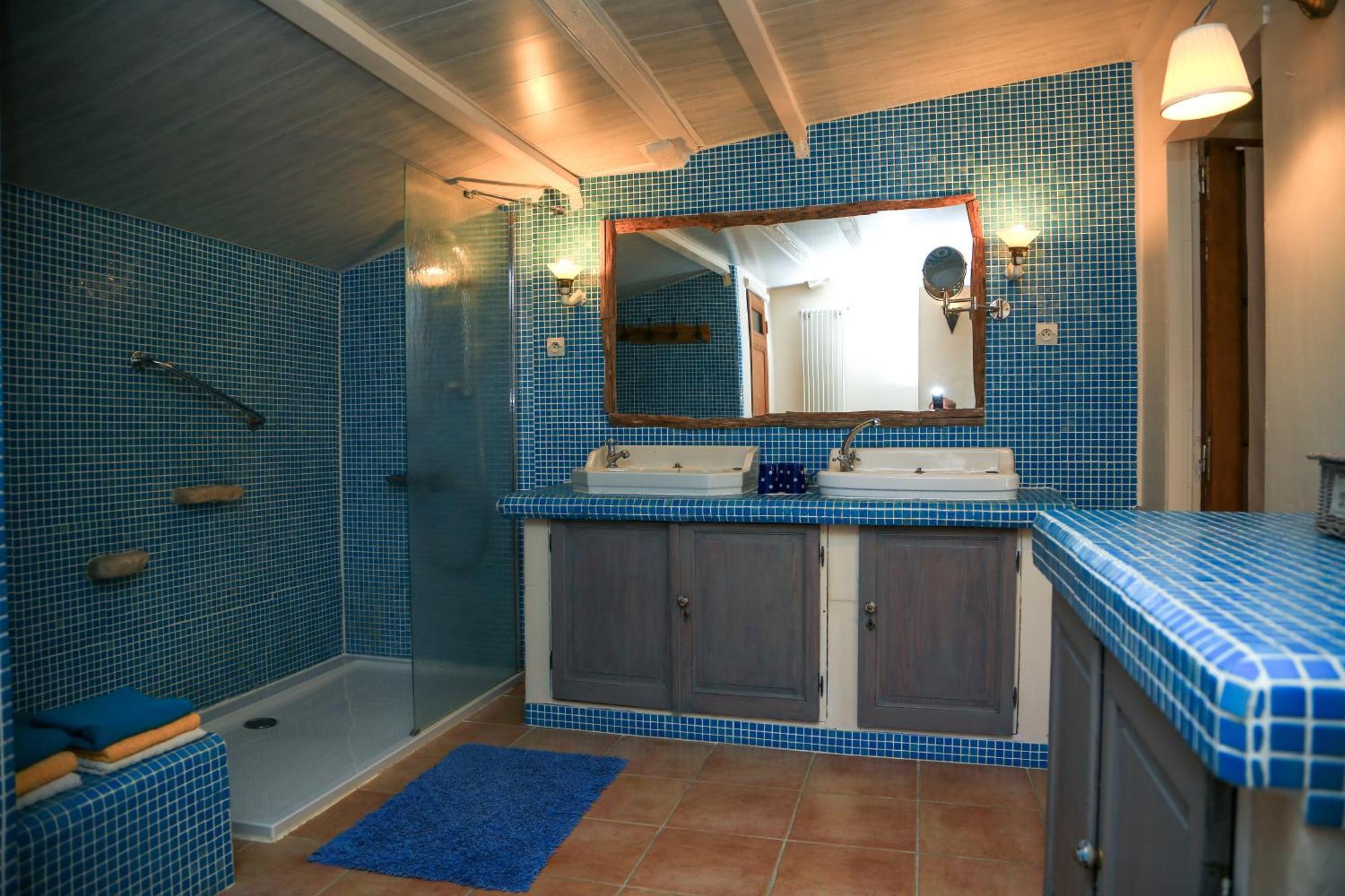 Bed and Breakfast Mas la Provence LʼIsle-sur-la-Sorgue Habitación foto