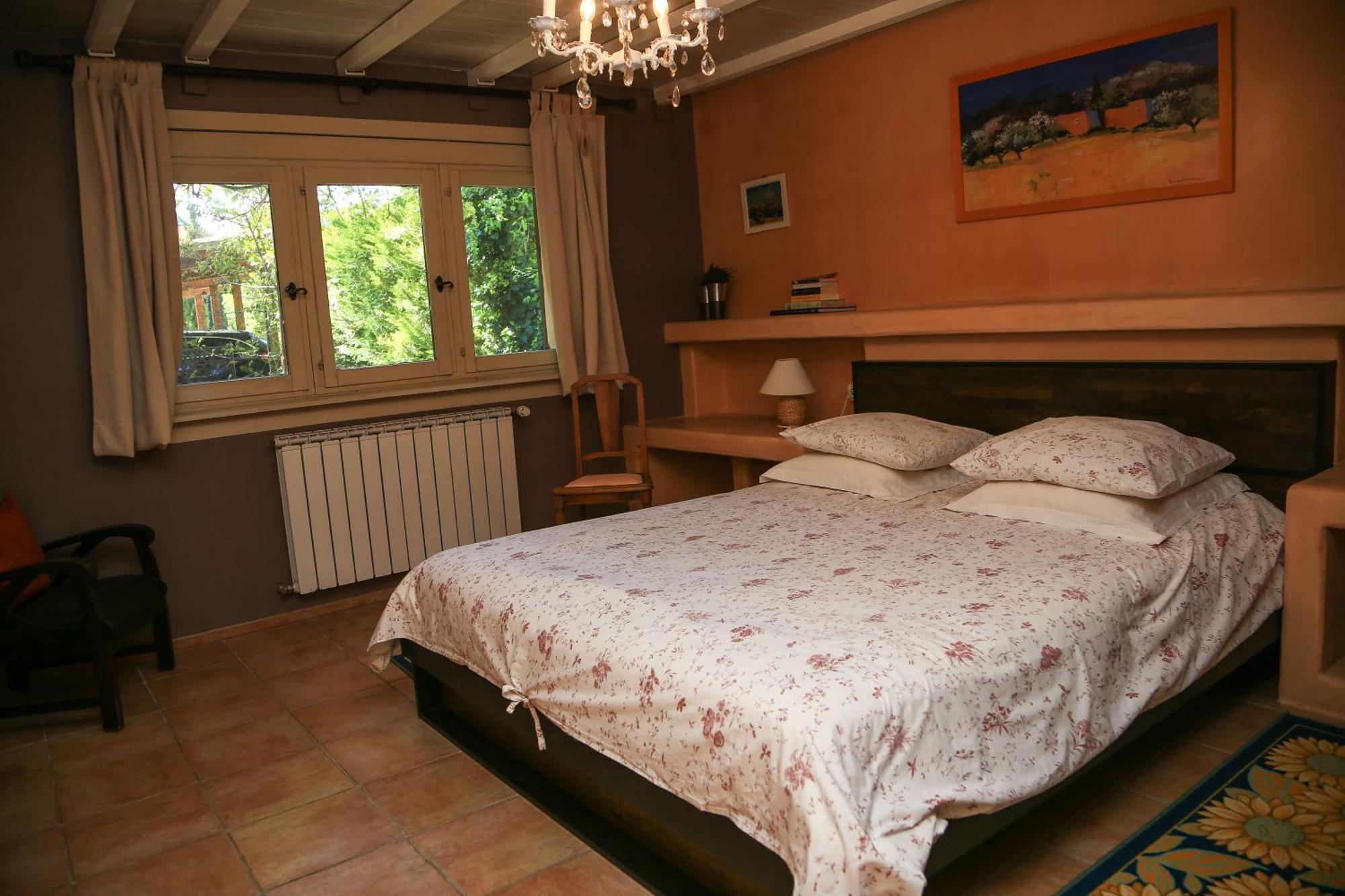 Bed and Breakfast Mas la Provence LʼIsle-sur-la-Sorgue Habitación foto